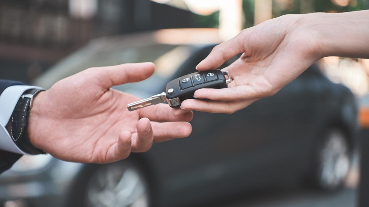 How to Buy a Used Car Safely in Pakistan