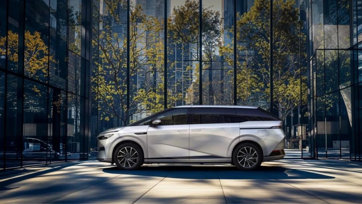 XPENG X9 price in Pakistan New Specs, Features & Review